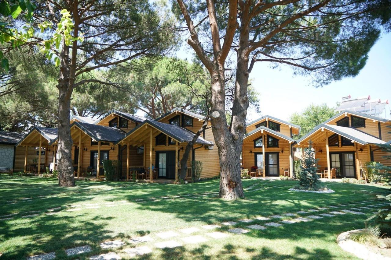 Pino Mar Luxury Bungalows Erdek Exterior foto