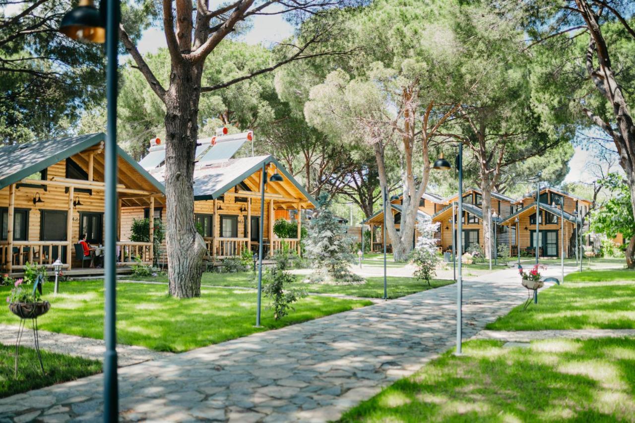 Pino Mar Luxury Bungalows Erdek Exterior foto